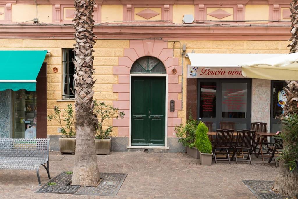 Le Finestre Sul Mare Albissola Marina Exterior foto